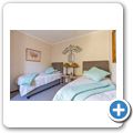 "Guineafowl Lodge"