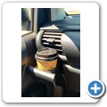 An der Tankstelle gibt es neben Diesel auch Kaffee!